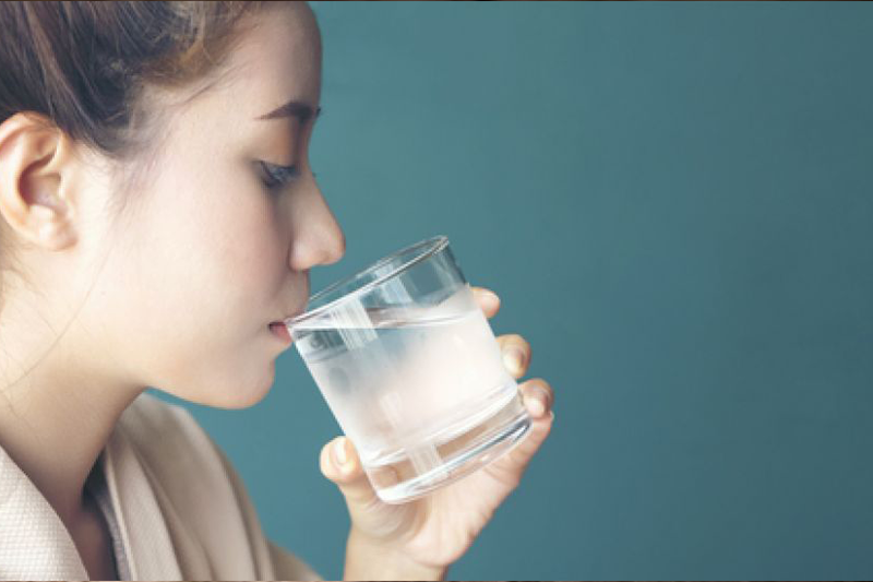 Manfaat Minum Air Putih Hangat Dari Pemanas Air Solar Saat Perut Kosong Intisolar Bandung 6116